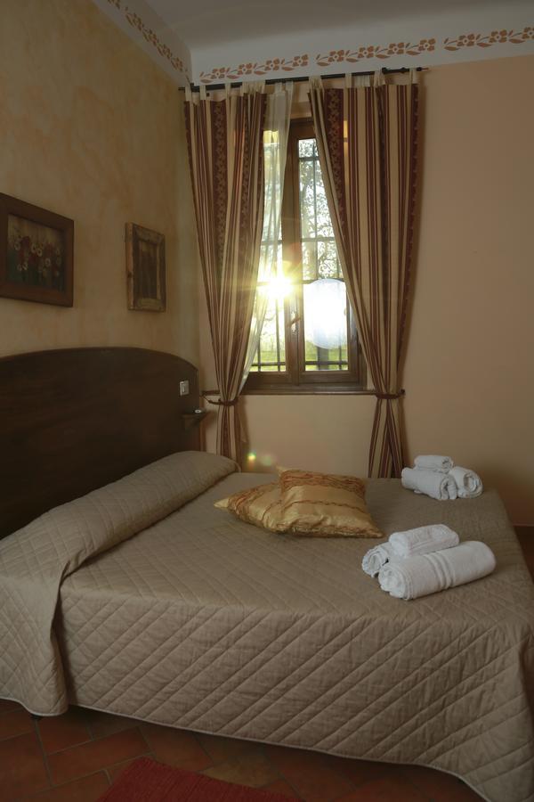 Agriturismo Cascina Selva Bed and Breakfast Ozzero Exterior foto